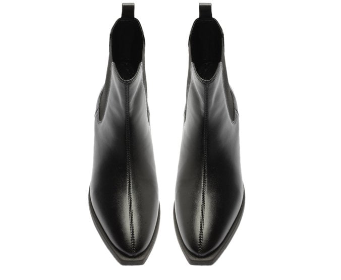 Bota Chelsea Cano Curto Preta Bico Quadrado Salto 4,2cm
