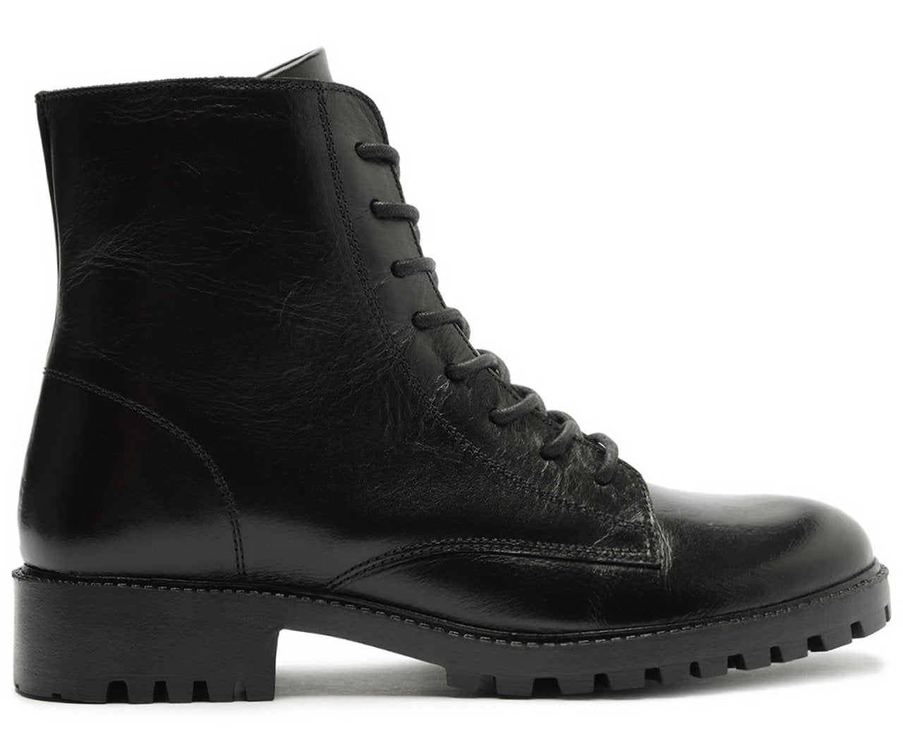 Bota Coturno Feminina Couro Preto Cano Curto Solado Tratorado