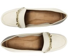 Mocassim Loafer Feminino Branco com Bridão de Metal Torcido