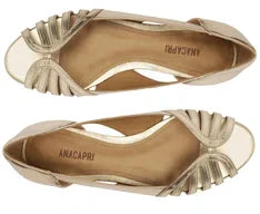 Sapatilha Peep Toe Recortes Vazados Dourada