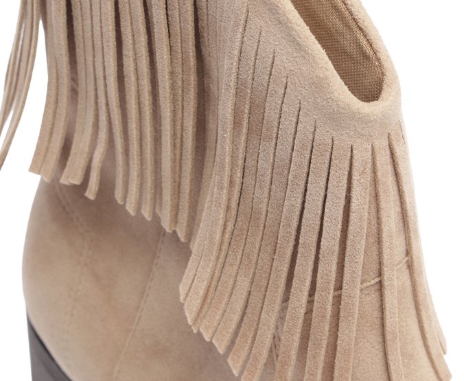 Bota Texana Feminina Bege com Franjas Detalhe Estilo Western