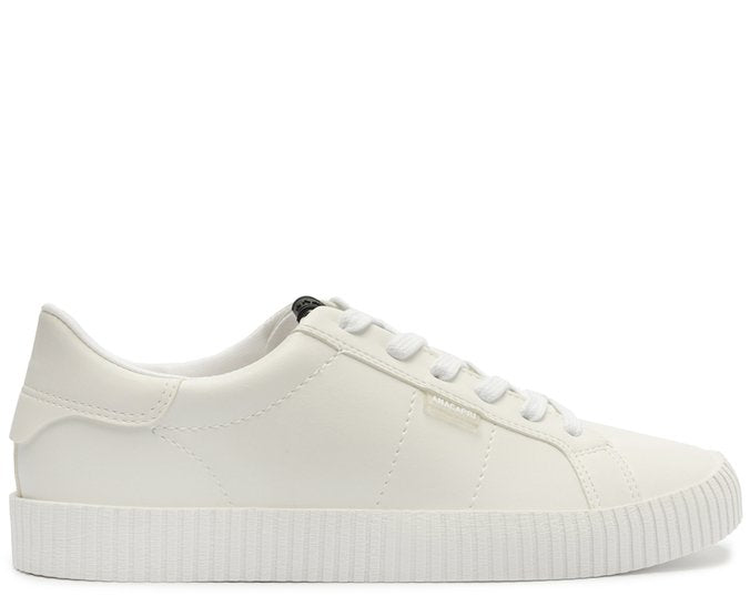 Tenis Branco Recortes e Pespontos Lateral