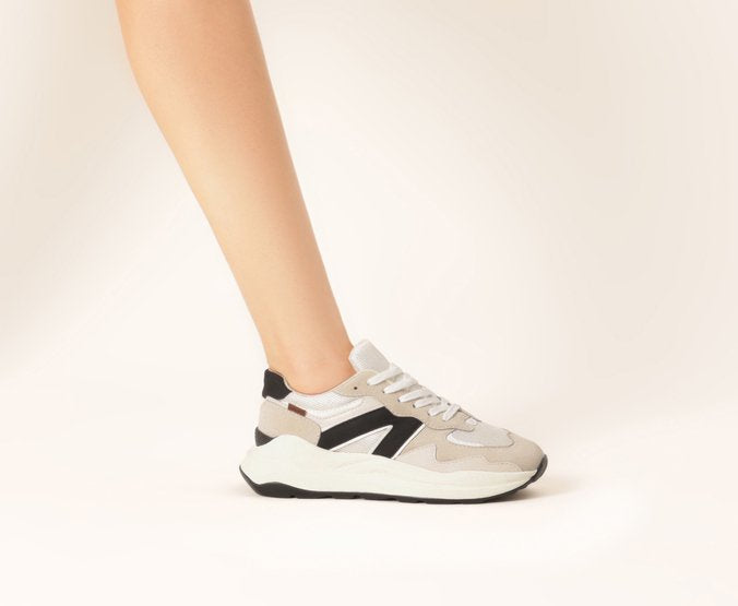 Tênis Sporty Mia Feminino Bege e Preto com Solado Esportivo Leve